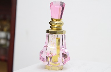 1492615686noorjahan_perfume_oil_bahrain.jpg