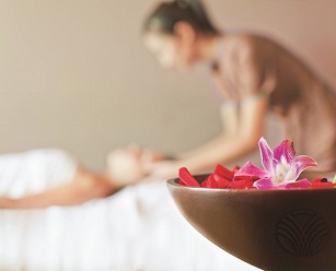 1500628700aromatherapy_massage_at_bodylines_fitness.jpg