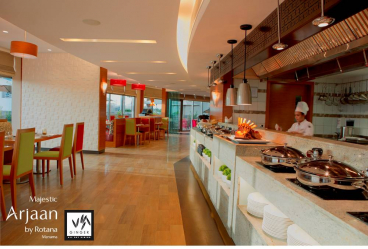 1535461406friday_brunch_majestic_arjaan_manama_bahrain.jpg