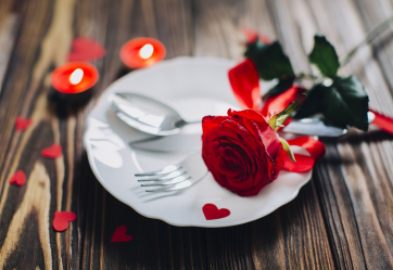 1549183909groove_hotel_amwaj_valentine_poolside_bahrain.jpg