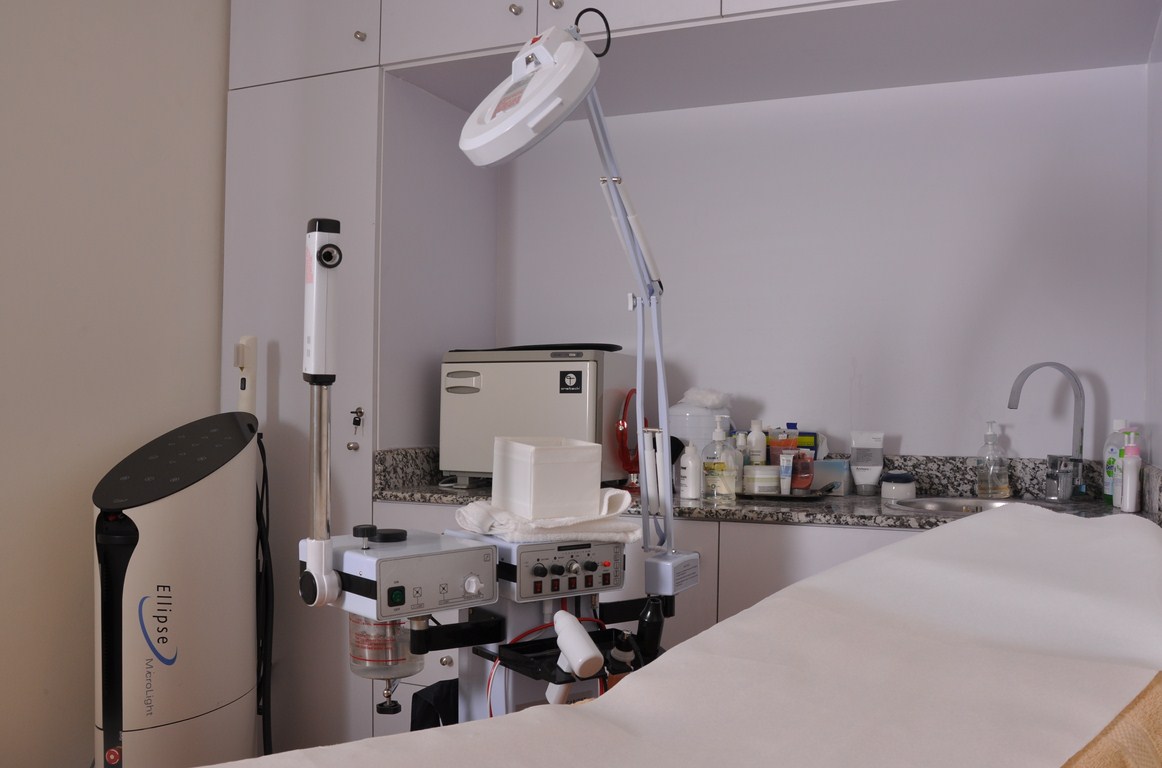 40% discount-Laser Hair Removal Cheeks Neck Hyp Seef Bahrain
