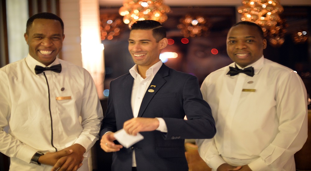 16 discountWines Sommelier domain hotel bahrain